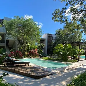 https://panacea.quintano-roohotels.com