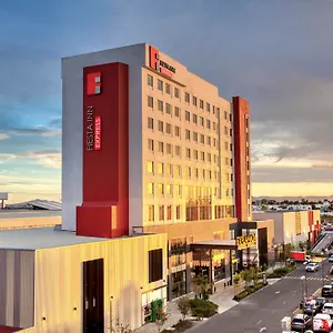 https://fiesta-inn-express-puebla-explanada.hotelspuebla.com