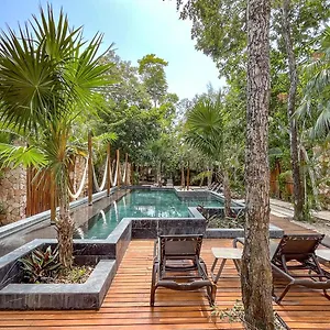 https://amaka-riviera-tulum.quintano-roohotels.com
